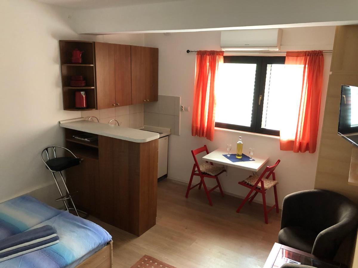 Centar 1 Private Room With Ensuite And Kitchenette Split Bagian luar foto